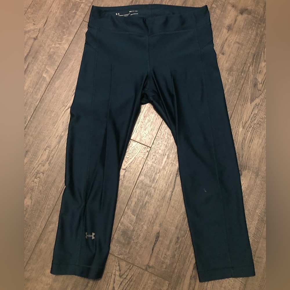 Under Armour workout leggings, women’s small
